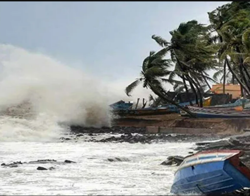 এপ্রিলে অতিবৃষ্টি, মে মাসে ঘূর্ণিঝড়ের আশঙ্কা: আবহাওয়ায় বাড়ছে অনিশ্চয়তা