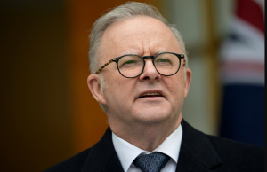 ভাঙা প্রতিশ্রুতির রাজনৈতিক মূল্য দিচ্ছে Labor — Albanese-এর বড় বাজি এখন কঠিন পরীক্ষায়