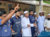 প্যারোলে মুক্তি পেয়ে হাতকড়া পরেই মায়ের জানাজায় স্বেচ্ছাসেবক লীগ নেতা
